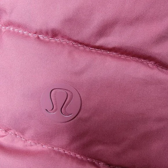 Lululemon Women's Plumful Pack It Lightweight Full-Zip Down Puffer Vest Size 6 - Picture 3 of 7